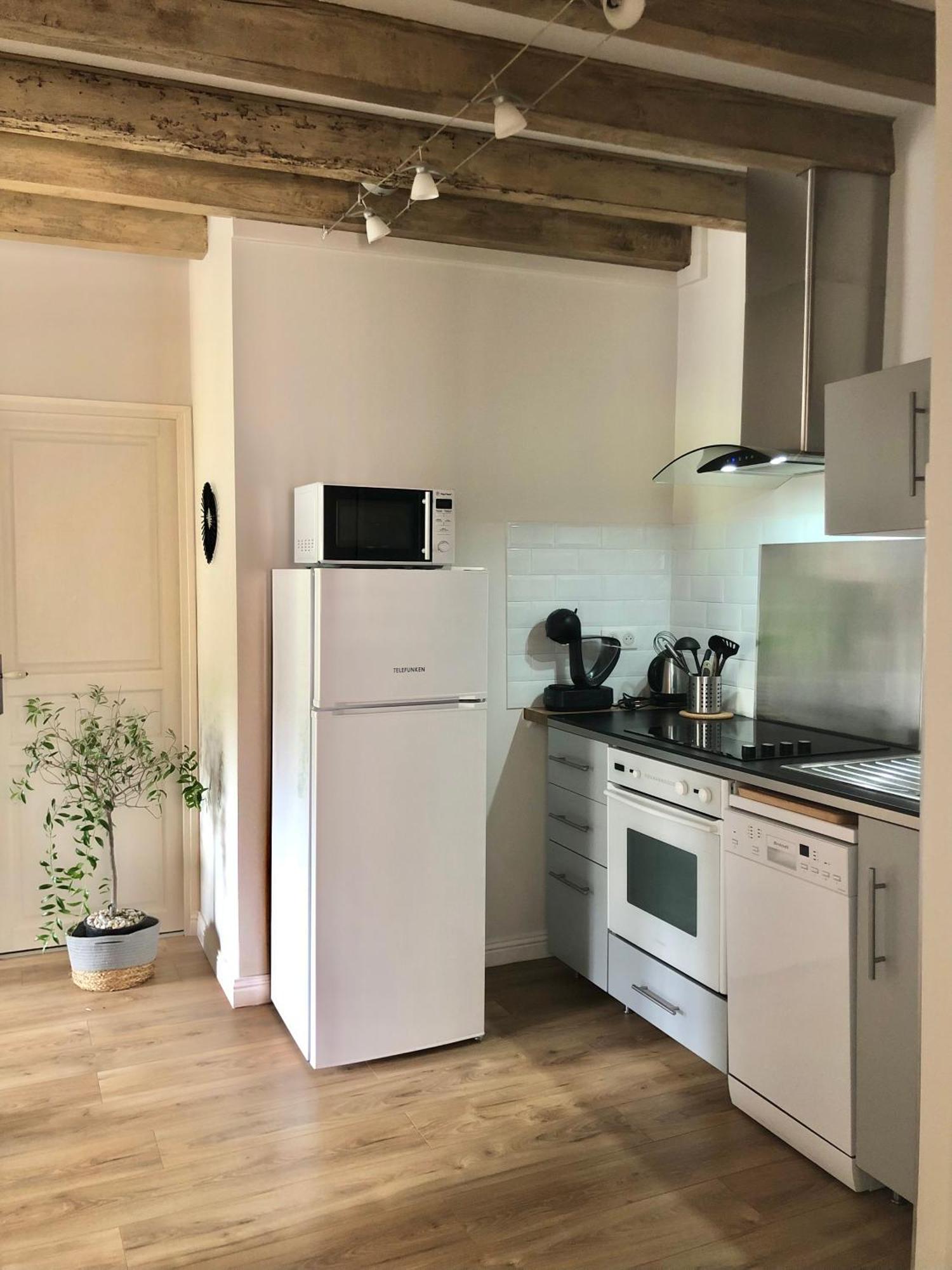 Veroliv : Superbe Appartement Renove Proche Du Centre-Ville Ле-Крёзо Экстерьер фото